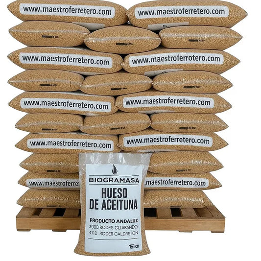 Biogramasa, pallet da 77 sacchi di nocciolino di oliva da 15 kg